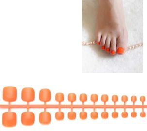 faux ongles orange pour orteils