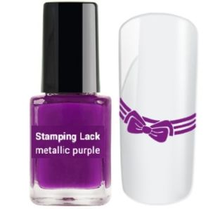 vernis à ongles stamping violet