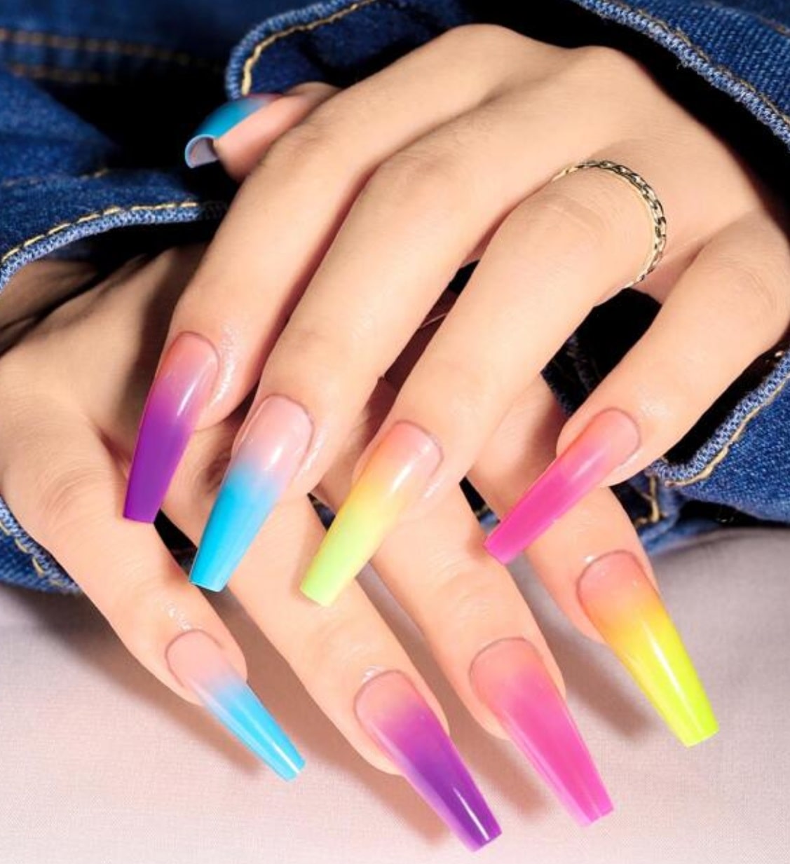 Babyboomer ongle couleur 